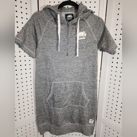 Roots Dresses & Skirts - Roots Beaver Gray Short Sleeve Hoodie Dress Kangaroo Pocket XXS New